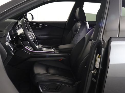 Used 2023 Audi Q8 Premium Plus w/ Premium Plus Package AWD/4WD image 29