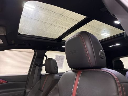 Used 2026 Chevrolet Traverse RS w/ LPO, Floor Liner Package AWD/4WD image 20