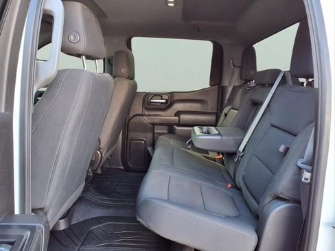 Used 2021 Chevrolet Silverado 1500 Custom w/ Custom Max Trailering Package image 12