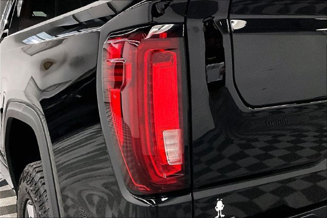 Used 2026 GMC Sierra 1500 AT4X AWD/4WD image 36