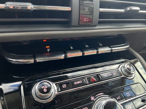 Used 2021 Lincoln Corsair FWD w/ Equipment Group 101A image 26