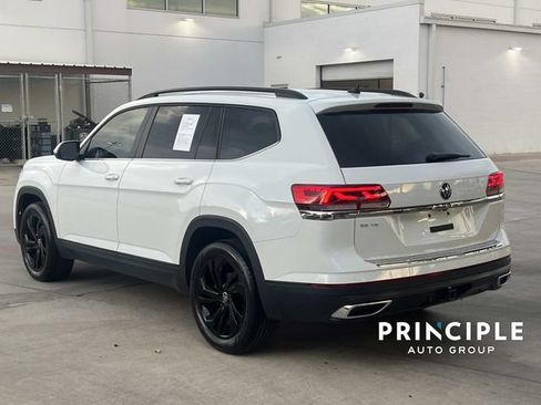 Used 2023 Volkswagen Atlas SE w/ Black Wheel Package FWD image 10