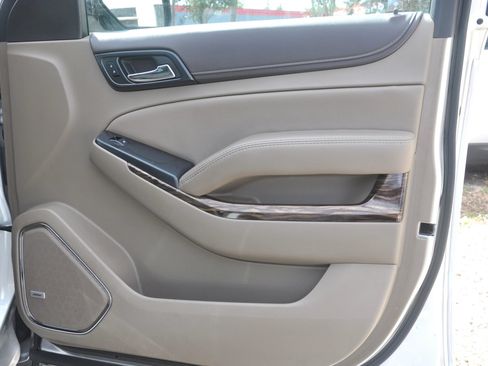 Used 2017 GMC Yukon SLT RWD image 35