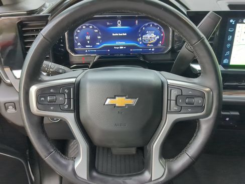 Used 2025 Chevrolet Silverado 2500 LT w/ Convenience Package AWD/4WD image 68