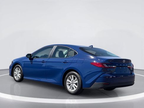 Used 2026 Toyota Camry LE w/ Convenience Package FWD image 3