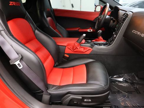 Used 2010 Chevrolet Corvette ZR1 w/ Preferred Equipment Group RWD image 78