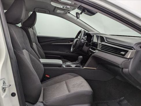 Used 2025 Toyota Camry LE image 23