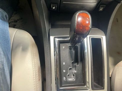 Used 2005 Chrysler 300 C w/ Protection Group II RWD image 18