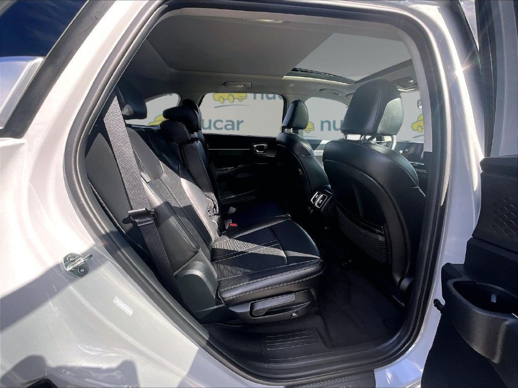 Used 2024 Kia Sorento S w/ Panoramic Sunroof Package AWD/4WD image 15