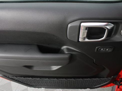 New 2026 Jeep Gladiator Willys image 13