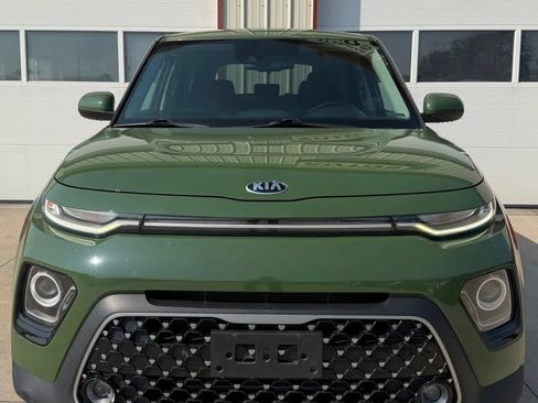 Used 2020 Kia Soul EX FWD image 2