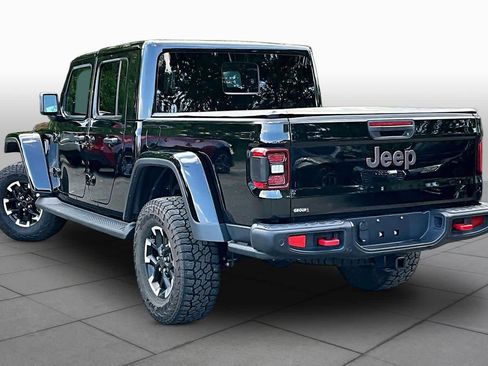 Used 2024 Jeep Gladiator Rubicon AWD/4WD image 12