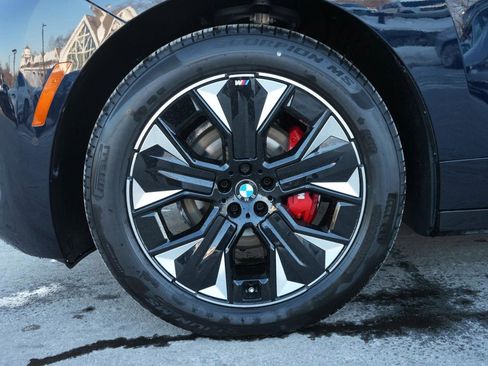 New 2026 BMW iX xDrive60 w/ M Sport Package image 31