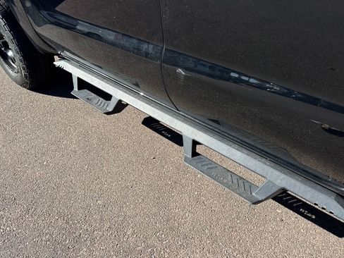 Used 2022 Nissan Frontier SV image 23