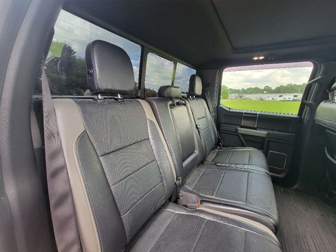 Used 2018 Ford F150 Raptor w/ Equipment Group 802A Luxury AWD/4WD image 32