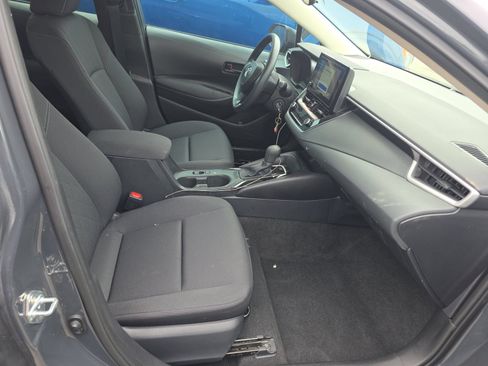 Used 2025 Toyota Corolla LE FWD image 10