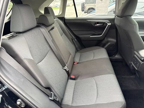 Used 2025 Toyota RAV4 XLE w/ Convenience Package AWD/4WD image 12
