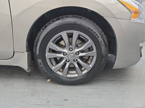 Used 2015 Nissan Altima 2.5 S w/ Special Edition Package image 12