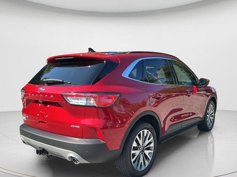 Used 2022 Ford Escape Titanium w/ Class II Trailer Tow Package AWD/4WD image 6