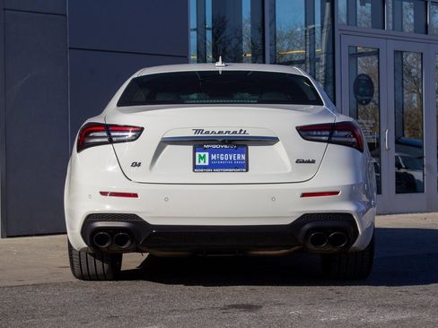 Used 2022 Maserati Ghibli Modena Q4 image 9