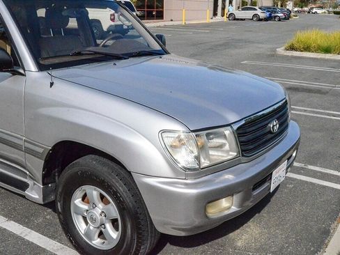 Used 2000 Toyota Land Cruiser AWD/4WD image 16