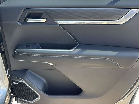 New 2026 GMC Acadia Elevation w/ Black Edition FWD image 21