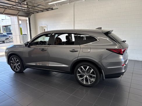 Used 2023 Acura MDX w/ Technology Package AWD/4WD image 5