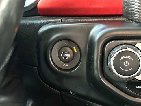 Used 2020 Jeep Wrangler Rubicon AWD/4WD image 24