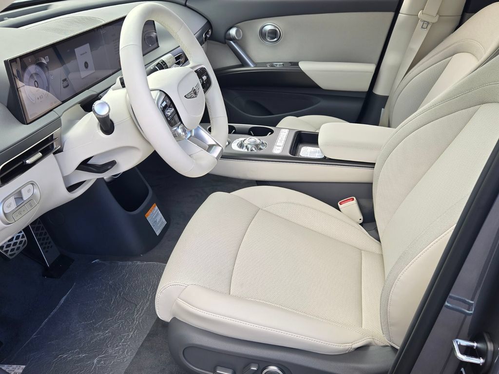 New 2027 Genesis GV60 RWD image 5