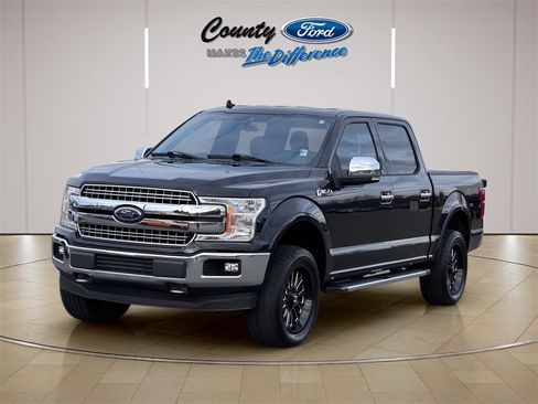 Used 2020 Ford F150 Lariat image 2