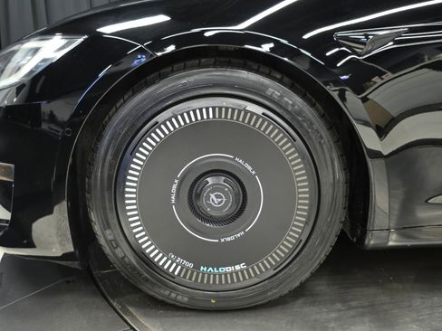 Used 2022 Tesla Model S Base image 37