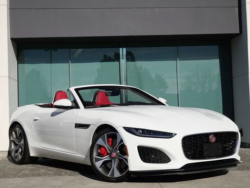 Used 2023 Jaguar F-TYPE P450 image 1