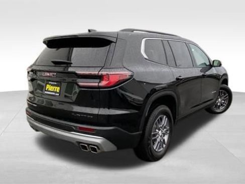 Used 2025 GMC Acadia Elevation image 4