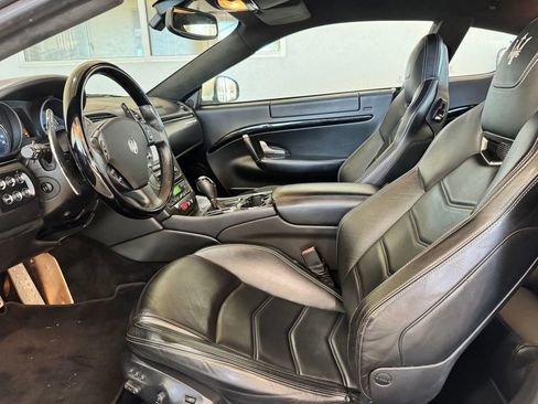 Used 2014 Maserati GranTurismo Sport image 23