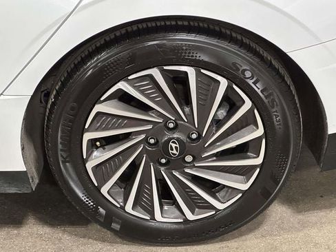 Used 2024 Hyundai Sonata Limited FWD image 15