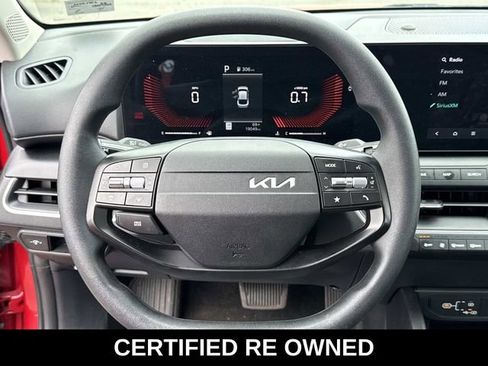 Used 2025 Kia K4 FWD image 18