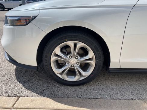 Used 2024 Honda Accord LX image 14
