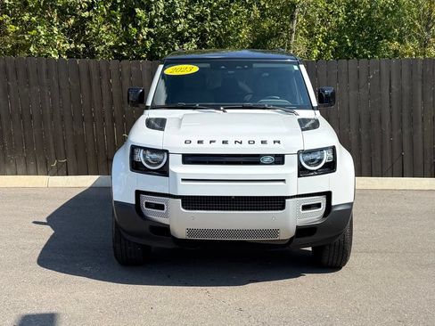 Used 2023 Land Rover Defender 110 S AWD/4WD image 9