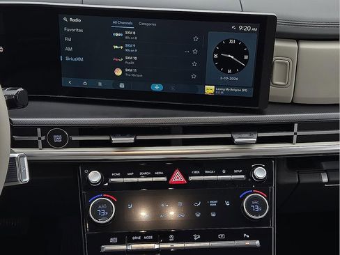 Used 2025 Hyundai Santa Fe SEL image 12