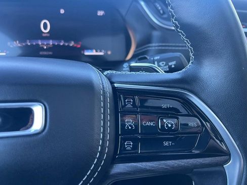 Used 2021 Jeep Grand Cherokee L Overland w/ Luxury Tech Group IV image 37