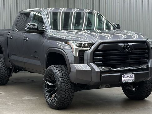 Used 2025 Toyota Tundra Limited image 7