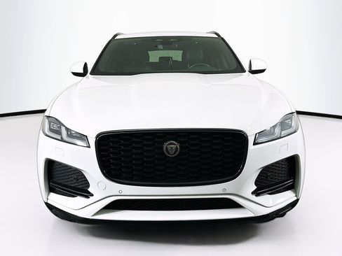 Used 2023 Jaguar F-PACE S image 2
