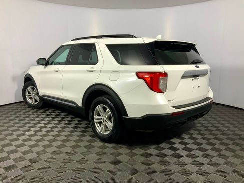Used 2021 Ford Explorer XLT w/ Class III Trailer Tow Package AWD/4WD image 23
