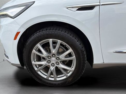 Used 2022 Buick Enclave Premium AWD/4WD image 33