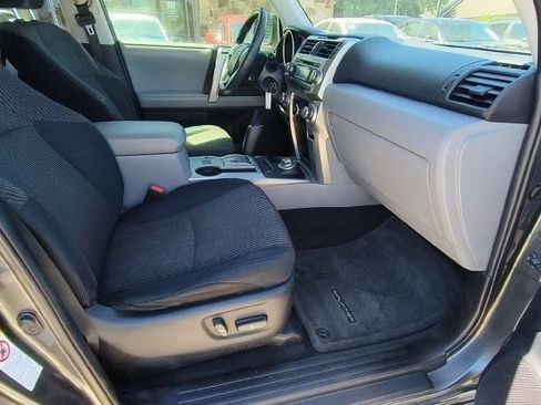 Used 2013 Toyota 4Runner SR5 AWD/4WD image 13