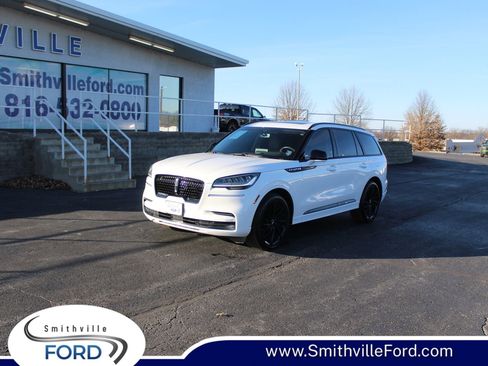 Used 2023 Lincoln Aviator Reserve w/ Equipment Group 201A image 1