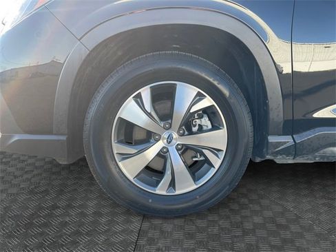 Certified 2025 Subaru Ascent Premium w/ Premium Package image 14