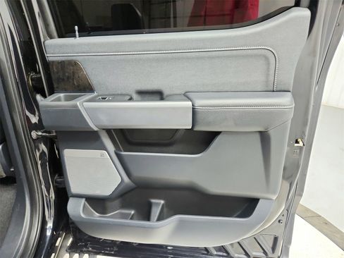 Used 2023 Ford F250 Lariat image 42