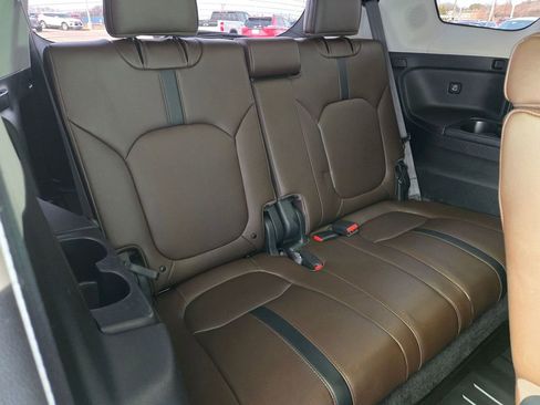 Used 2023 Honda Pilot Elite image 26