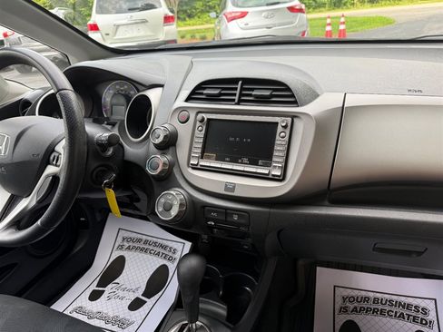 Used 2011 Honda Fit Sport image 12